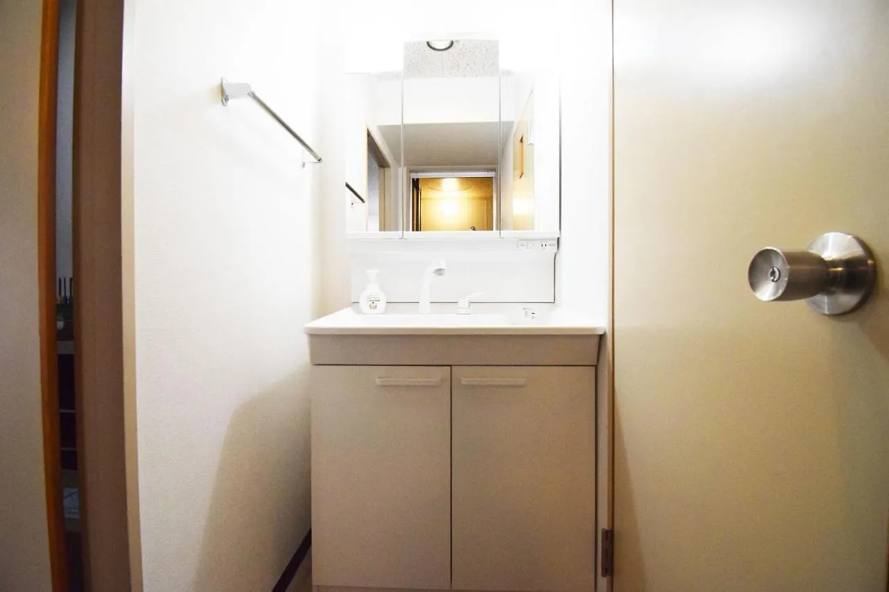 Eminuz Asakusa 305 Apartment Tokyo